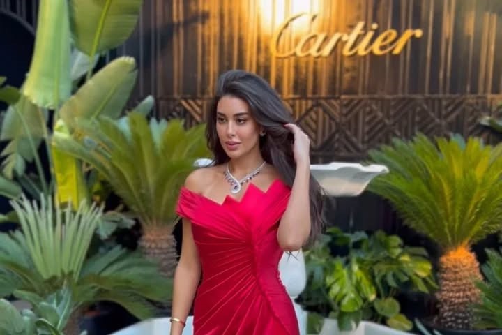 Yasmine Sabri looks ravishingly glamorous for Cartiers event in Madrid,Spain.