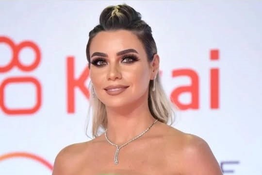 Mesmerizing looks from yesterday’s closing ceremony of @cairofilms.