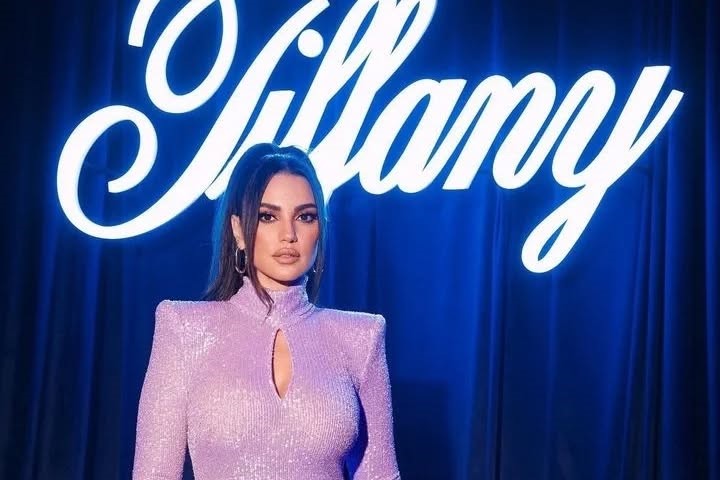 We are loving these looks by the beautiful Egyptian @dorra_zarrouk for @tiffanyandco gala dinner event held in Doha Qatar.