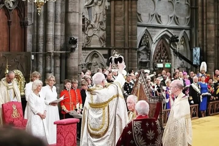 More from yesterday’s coronation ceremony of King Charles the third.