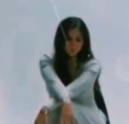 Ready for a glimpse into the fabulous lifestyle of one of our favorite celebrity? Join us behind the scenes of Menna’s exclusive photoshoot at #inventuregroupstudio.