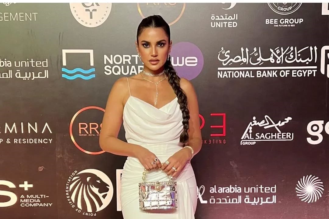 Stunning @dorra_zarrouk in white at yesterday’s Michael Cinco fashion show at Alamein City.