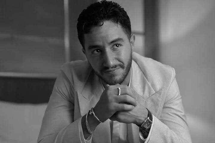 Egyptian star looking on point in his latest appearance on social media in @amiri and @cartier.