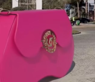 Ready to slay the Eid shopping game with a visit to the new location of #cocan bags.