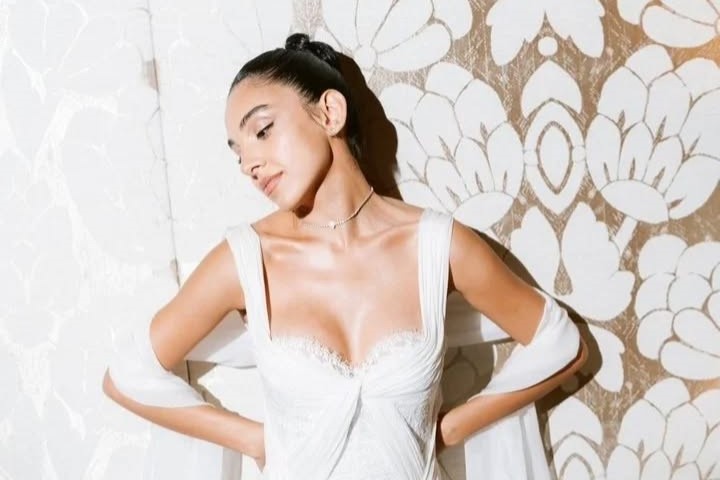 A fairytale come true! Salma Abu Deif tied the knot with the man of her dreams, Abdelaziz Idriss. She radiated pure joy and looked absolutely flawless in a breathtaking Zuhair Murad dress. Wishing the beautiful couple a lifetime of love and happiness.