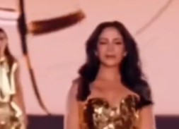 Mona Zaki took to the runway at L’Oréal Paris’ #WalkYourWorth event.