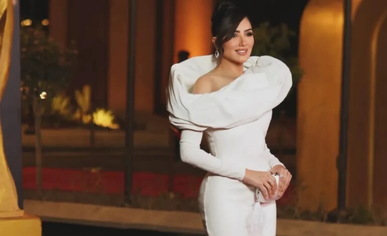 Mai Omar shines in Baghdad! Honored with the Best Arab Actress award in Iraq.