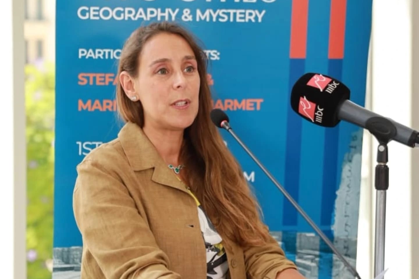 Yesterday, Art D’Égypte by CulturVator opened the exhibition Tale of Two Cities: Geography and Mystery at the Graeco-Roman Museum in Alexandria. Running until September 20, the show brings together the works of Italian artists Marina Ballo Charmet and Stefano Cagol, curated by Alessandro Castiglioni and promoted by the Italian Cultural Institute in Cairo with the support of the Italian Ministry of Culture.